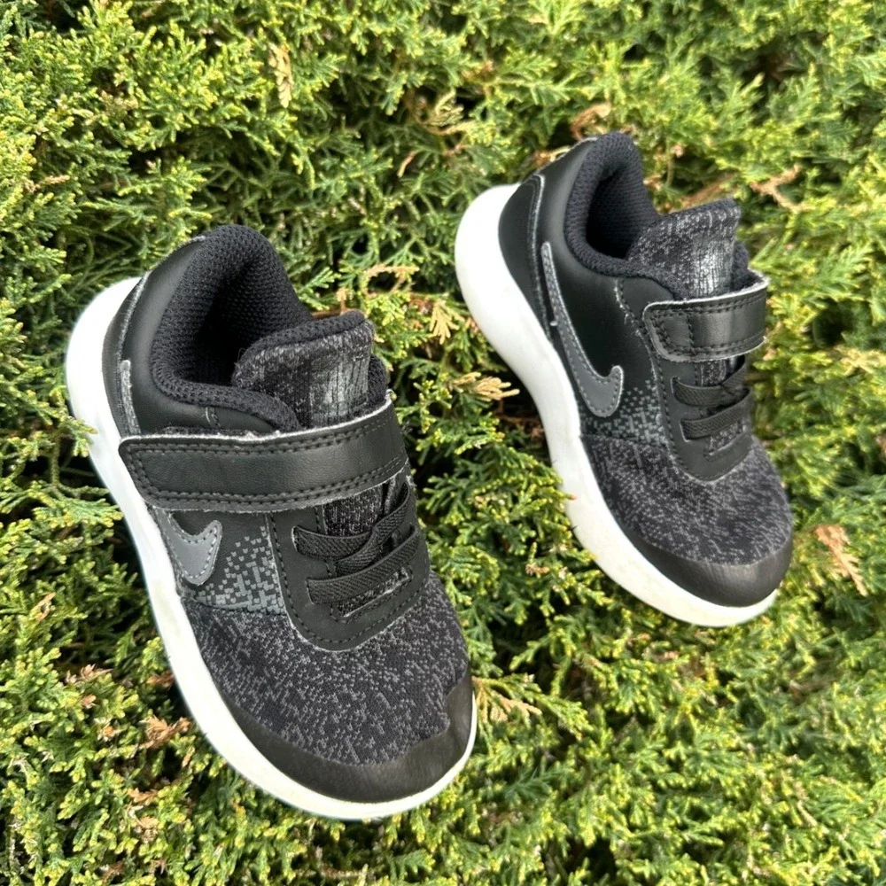 Nike Flex Contact Toddler Boy Sneakers Size 7‎ Black Shoes